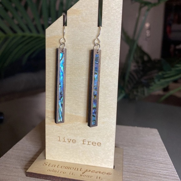 HANDMADE Earrings Artisan ABALONE Wood Shell Bar Dangle Handmade Eco Friendly - Picture 3 of 3